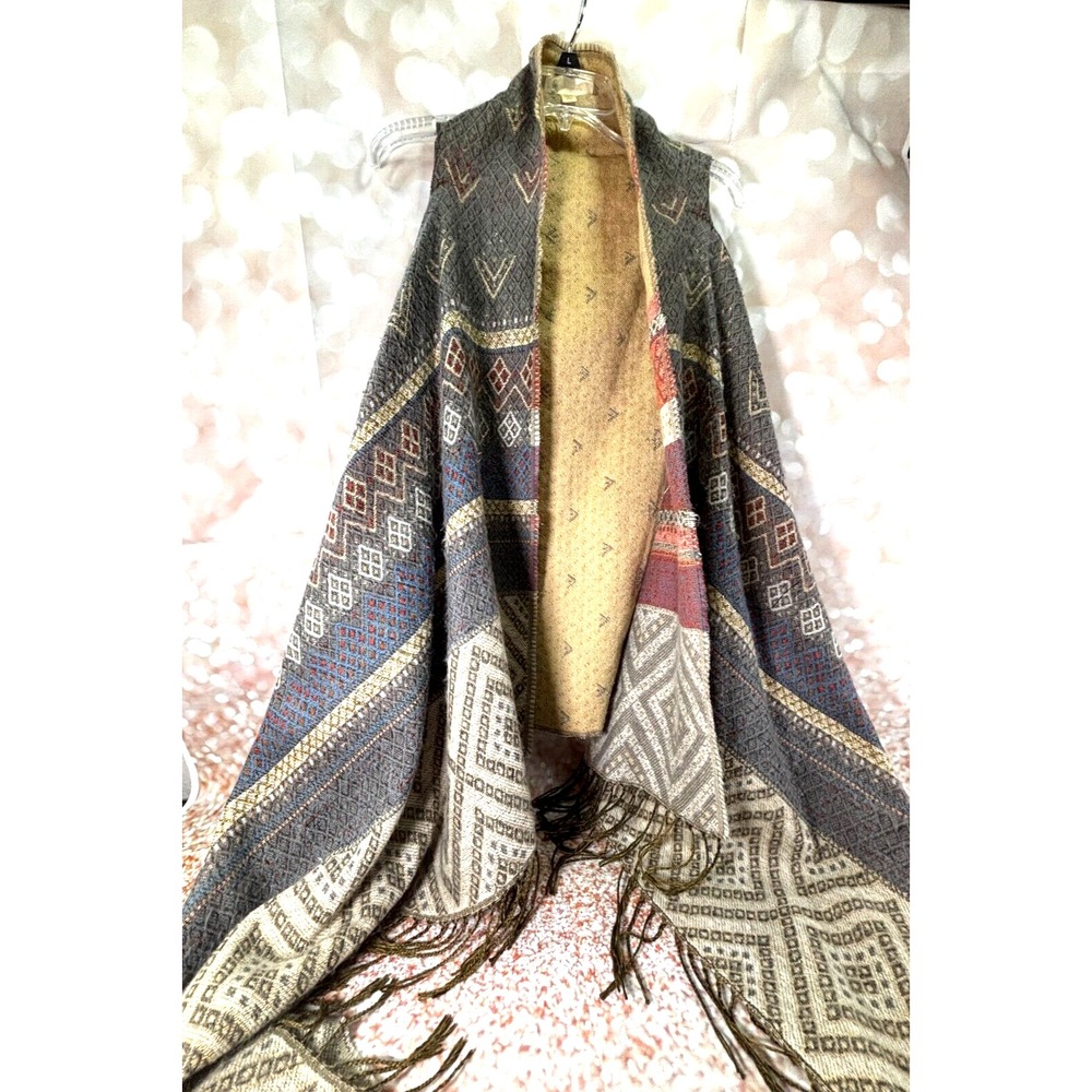Francesca's Womens Long Shawl Wrap Gray Artsy Southwestern Country Fringe‎